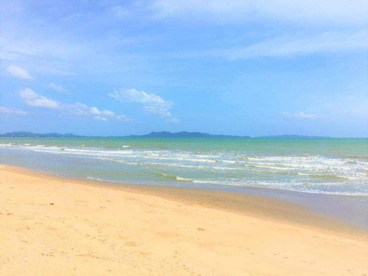 Cosy Lumpini Beachfront One Bedroom Jomtein Jomtien Exterior foto