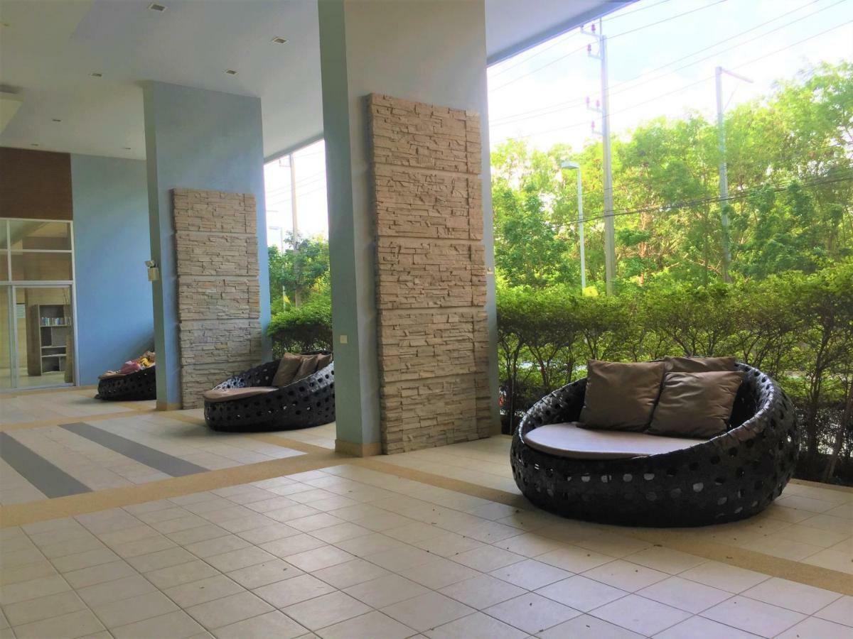 Cosy Lumpini Beachfront One Bedroom Jomtein Jomtien Exterior foto